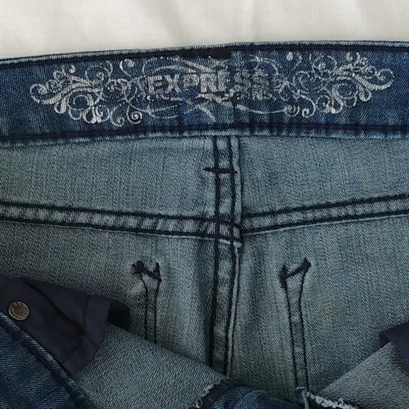 Express Jeans - Picture 2 of 6